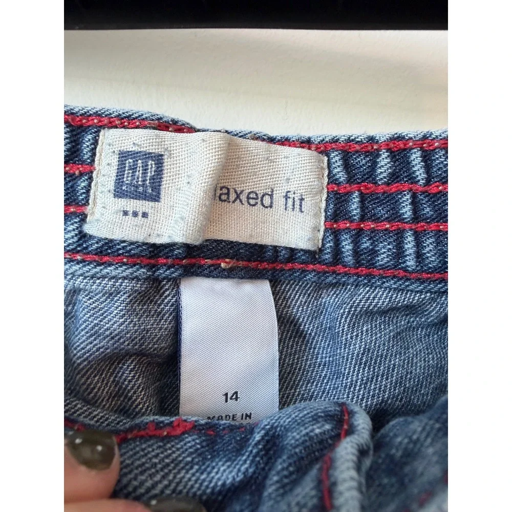 GAP kids relaxed